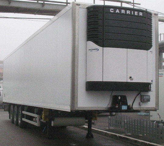 НАПІВПРИЧІП ІЗОТЕРМІЧНИЙ ДЛЯ ПЕРЕВЕЗЕННЯ М'ЯСА 