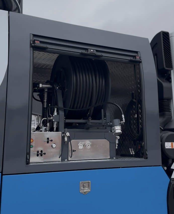 Комбинированная каналоочистительная машина на шасси FORD TRUCKS 3333, фото 6 – Автек Комбинированная каналоочистительная машина на шасси FORD TRUCKS 3333, фото 6 – Автек