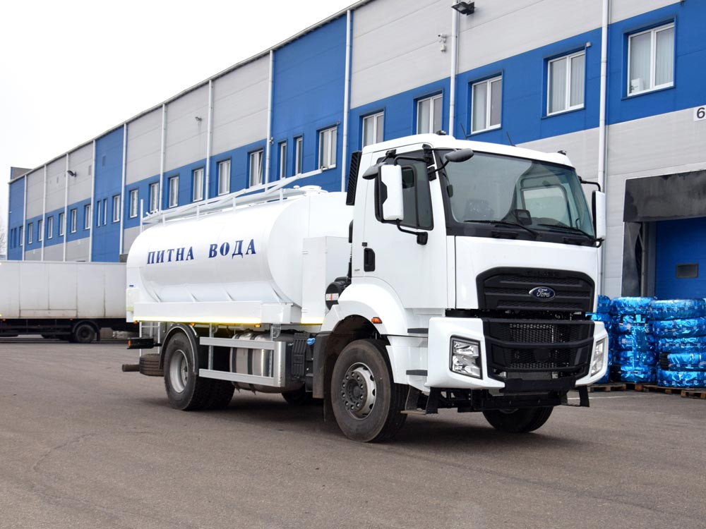 Автоцистерна АЦПВ-10.1 на шасси FORD TRUCKS 1833 DC (объём 4 м. куб.), фото 1 – Автек