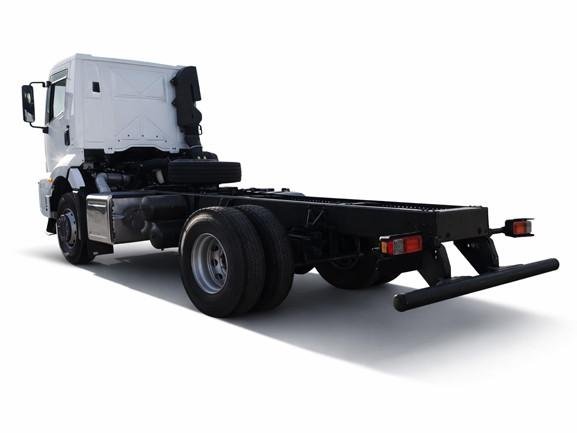 ШАСІ FORD TRUCKS 1833 DC, фото 2 – Автек