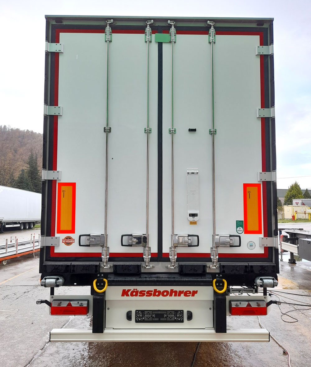 Рефрижераторный полуприцеп Kässbohrer Standard Reefer K.SRI C / 10–12 / 27, фото 3 – Автек Рефрижераторный полуприцеп Kässbohrer Standard Reefer K.SRI C / 10–12 / 27, фото 3 – Автек