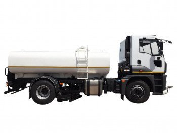 Поливомоечная машина на шасси Ford Trucks 1833 DC